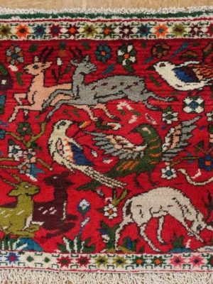 PERSIAN SMALL VINTAGE SHIRAZ ANIMALS