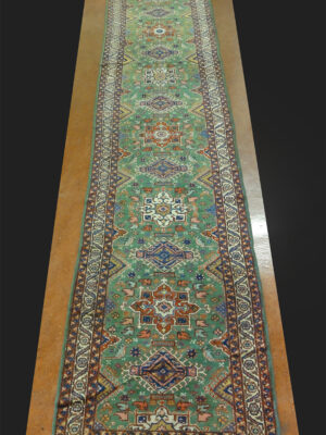 PERSIAN ANTIQUE SARAB SERAPI 3.4 X 18.3