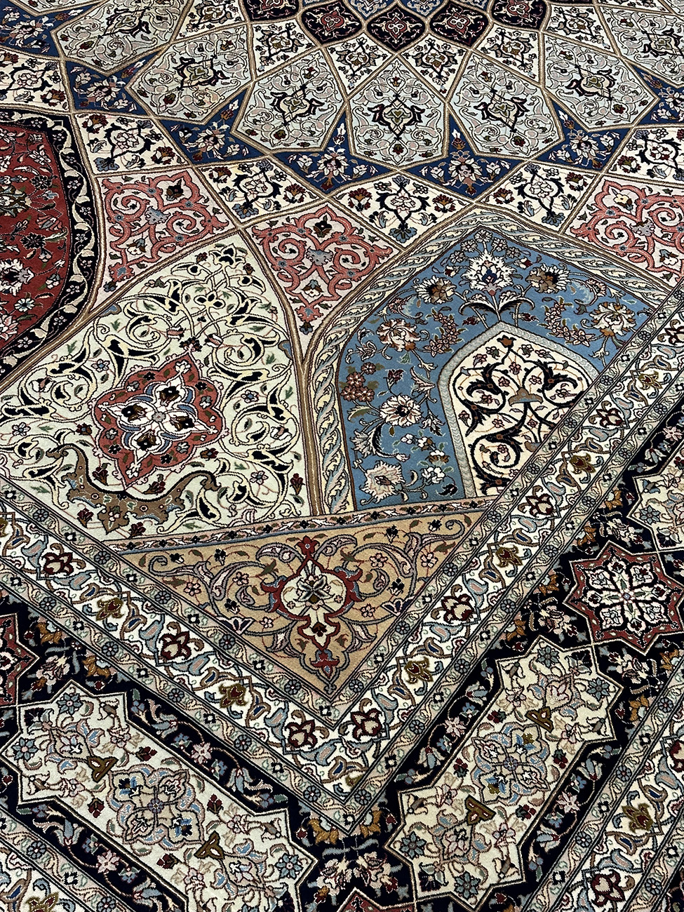 PERSIAN VERY FINE PERSIAN TABRIZ GHOMBAB MOSQUE SIGNED AND WOVEN BY MAHDAVAN 9.8 X 13.10 - Image 4