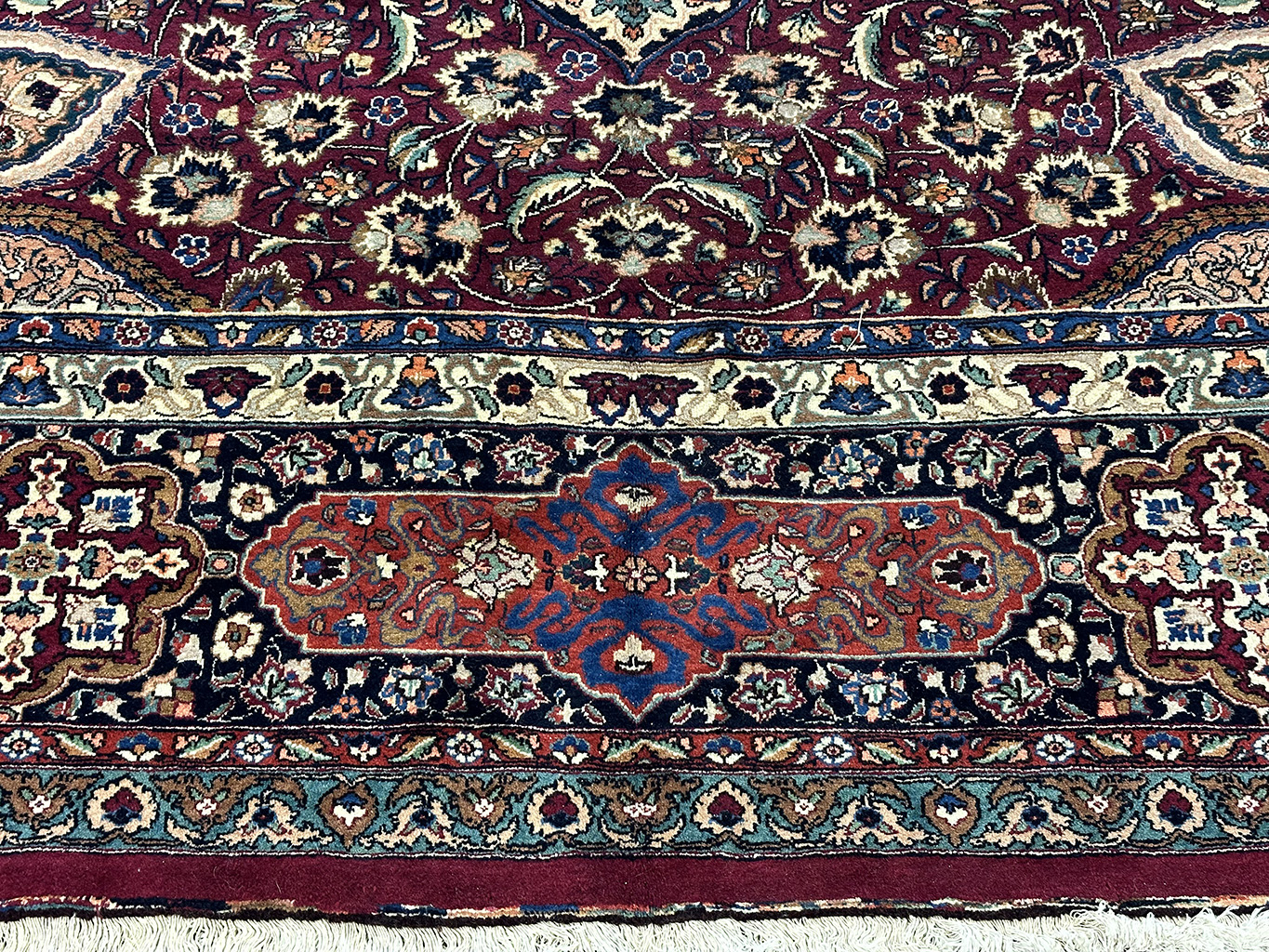PERSIAN VINTAGE MASHAD SIGNED BY RAZAHI 11.2 X 15.7 - Image 3