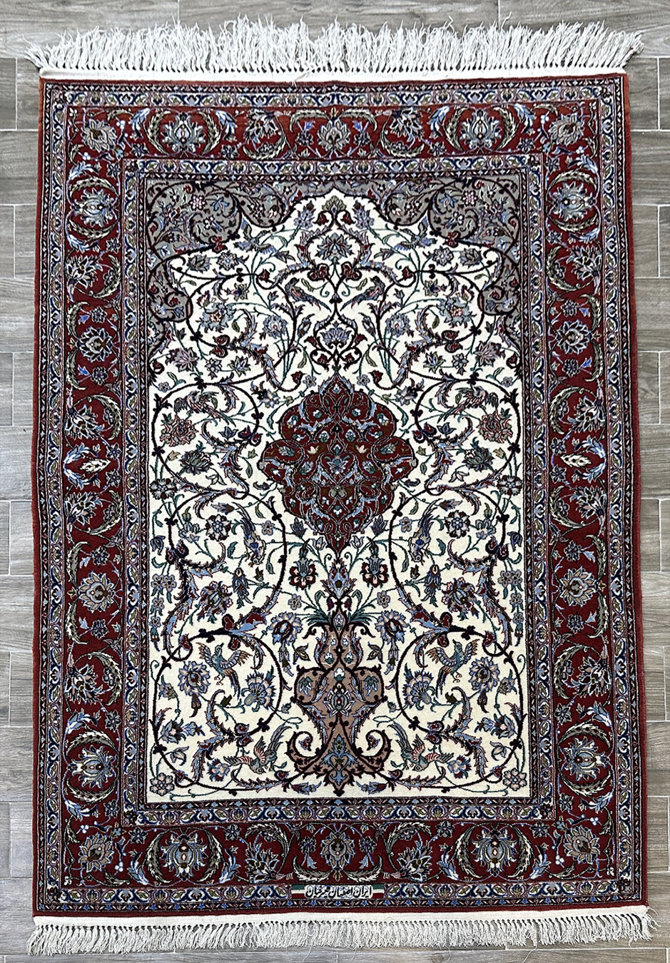 PERSIAN ISFAHAN MIHRAB PRAYER DESIGN 3.8 X 5.5 - SOLD