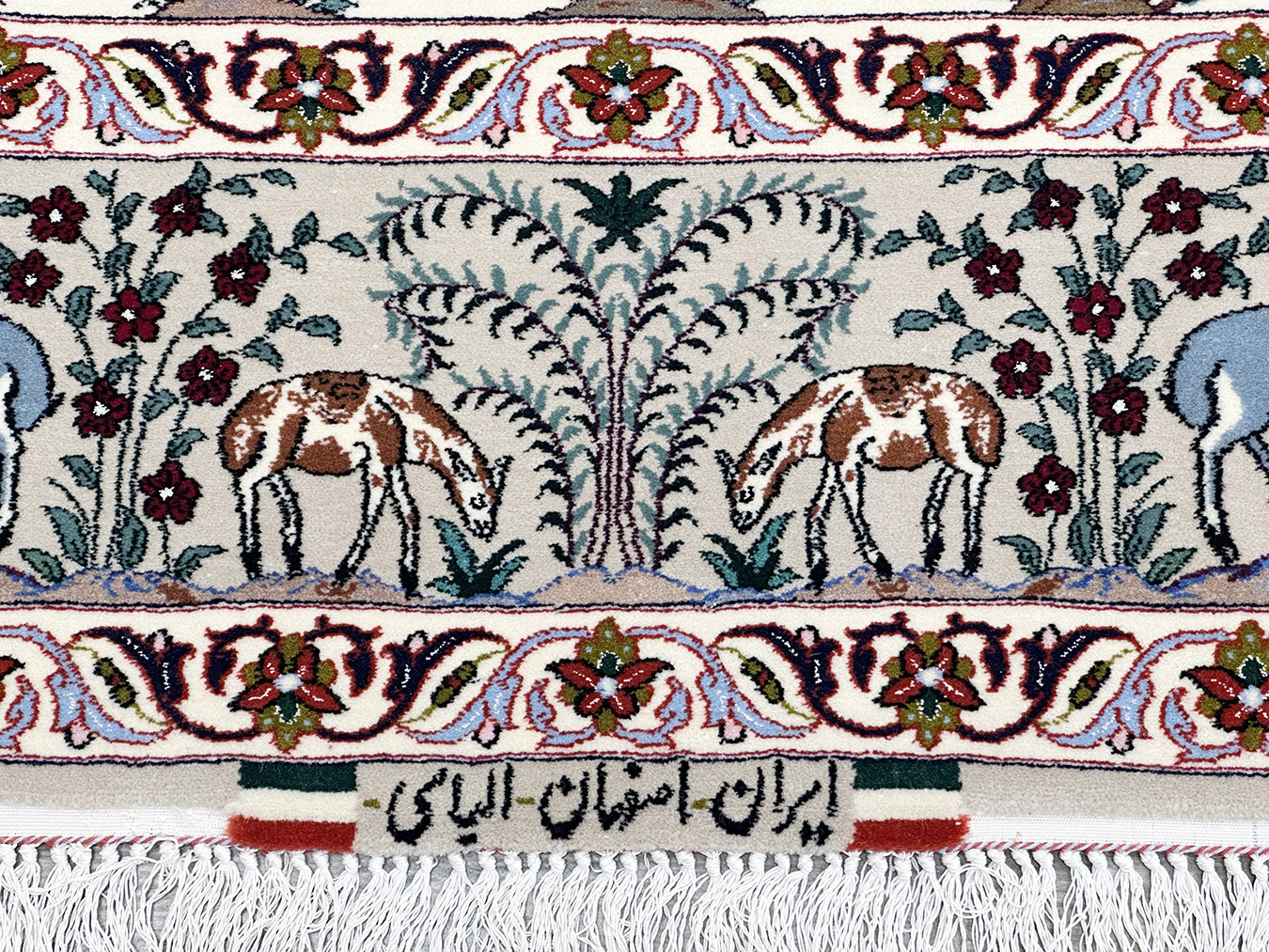 PERSIAN VINTAGE ISFAHAN HUNTING SCENE SIGNED BY KEYVAN 5.2 X 8.5 - Image 7