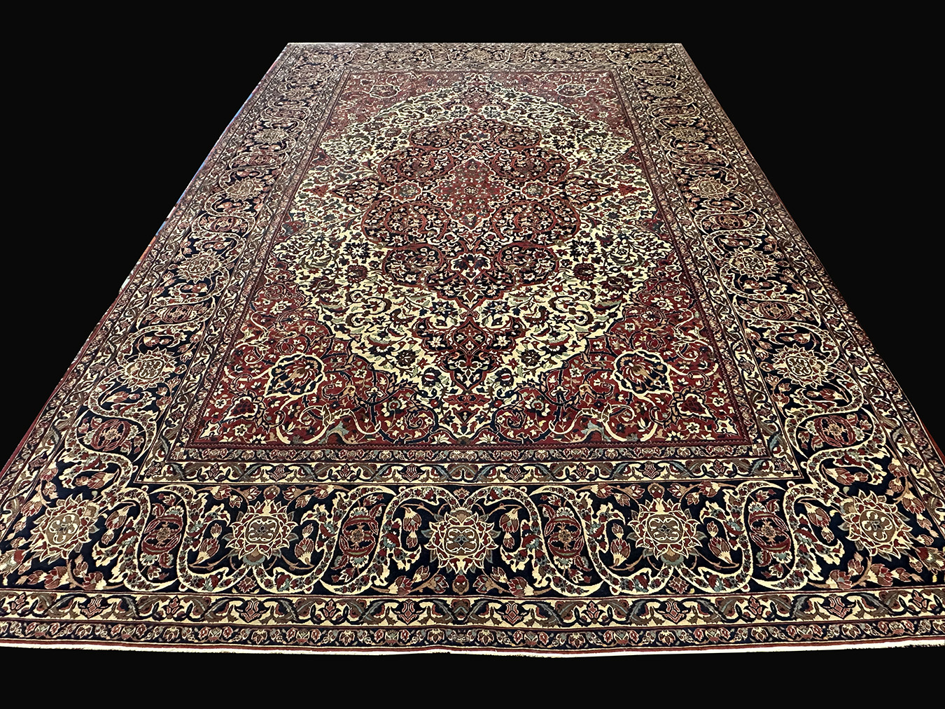 PERSIAN ANTIQUE ISFAHAN AHMAD 10.5 X 15.10 (LATE 18TH CENTURY) - Image 2