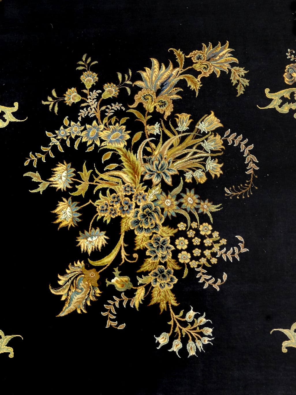 TURKISH ALL SILK SIGNED OZIPEK 6 X 8.4 - Image 5