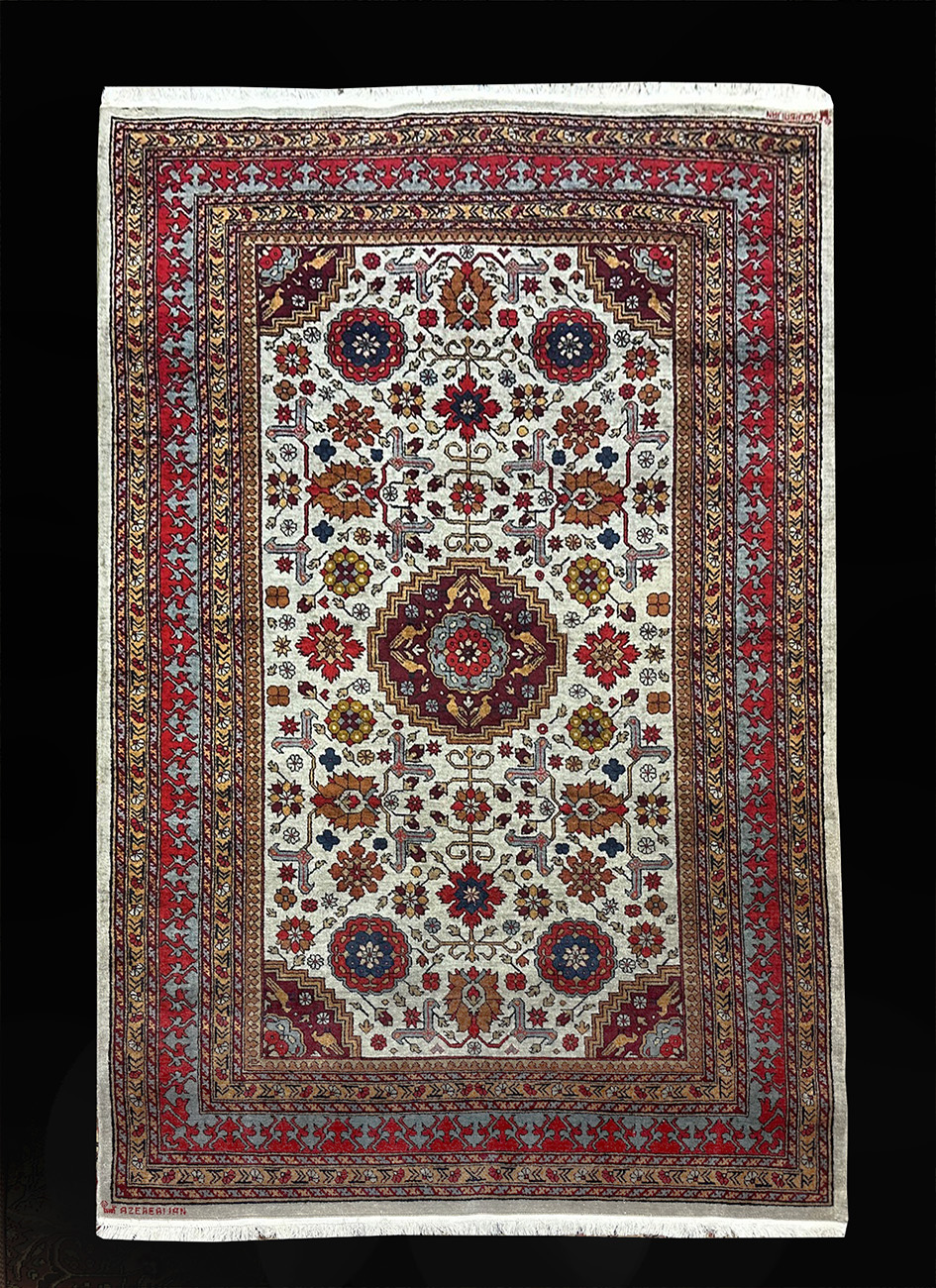 RUSSIAN VINTAGE AZERBAIJAN CAUCASIAN DESIGN 4.4 X 6.8