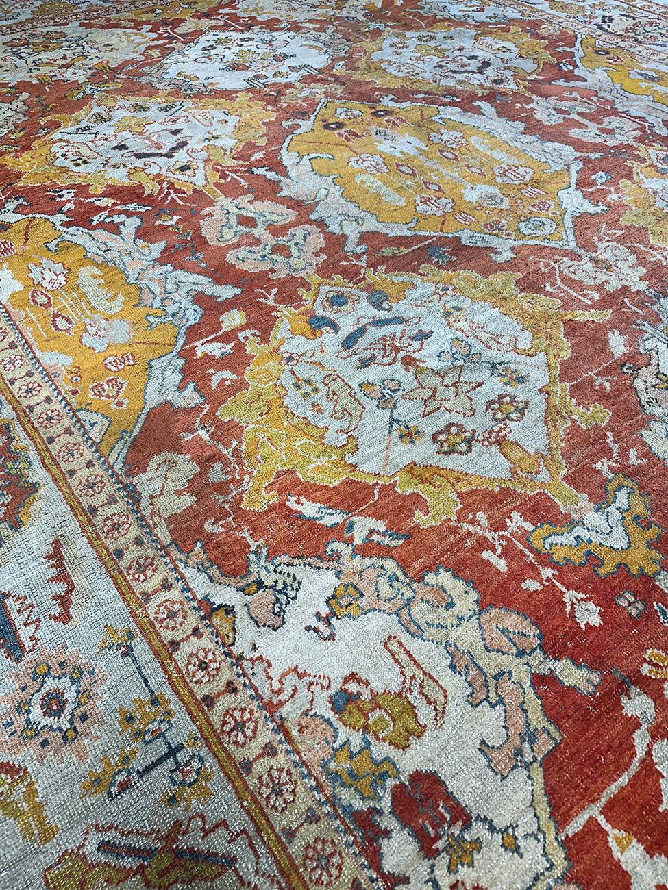 A TURKISH ANTIQUE OUSHAK EMBASSY SIZE 13.3 X 18.9 - Image 7