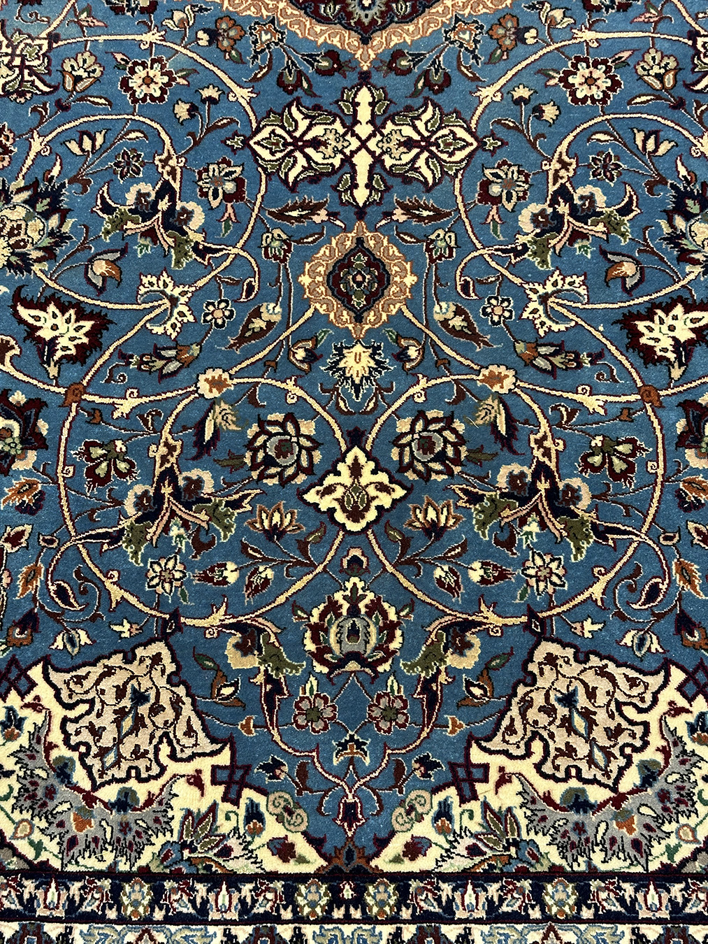 PERSIAN VINTAGE ISFAHAN SIGNED 5.1 X 8.1 - Image 2
